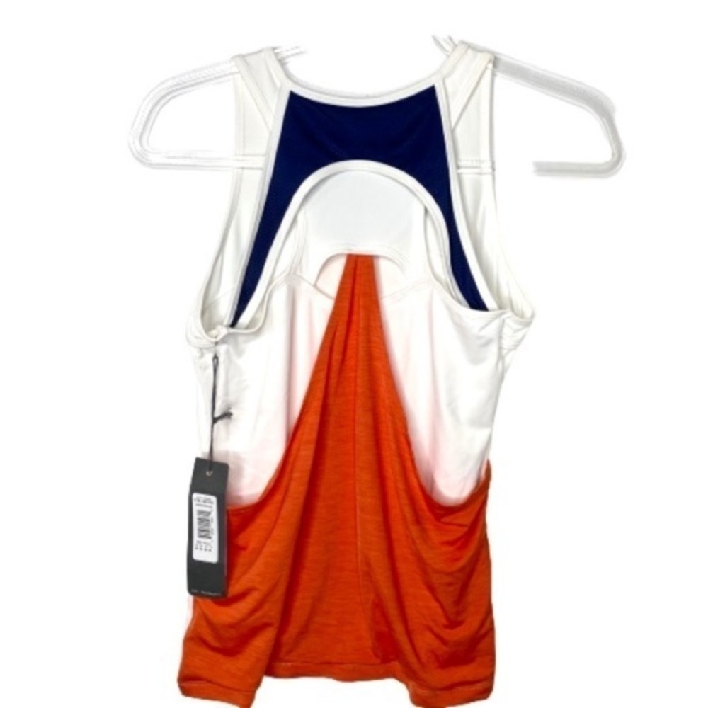 NWT Lija  workout tank